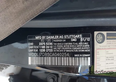 2012 Mercedes-Benz Cls 550 z USA, uszkodzony, nr VIN WDDLJ7DB5CA040254